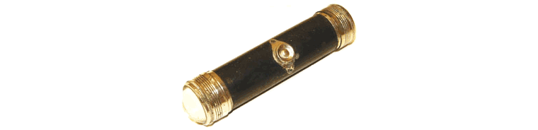 A világ első gombja egy elemlámpán 1898-ból